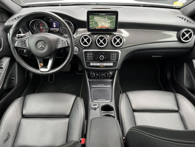 MERCEDES-BENZ GLA 220 d Starlight Edition  Classe GLA/ X156 GLA 220 d Starlight Edition