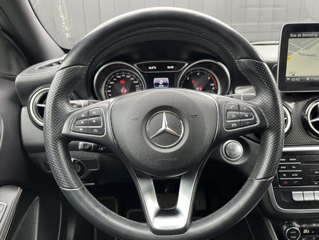 MERCEDES-BENZ GLA 220 d Starlight Edition  Classe GLA/ X156 GLA 220 d Starlight Edition
