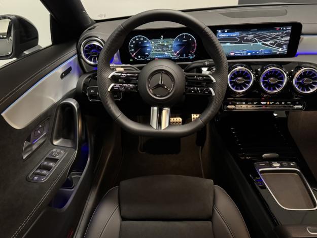 MERCEDES-BENZ CLA Coupé CLA 200 d Coupé AMG Exclusive Design  CLA 200 d Coupé AMG Exclusive Design