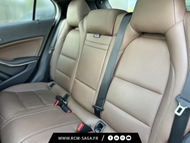 MERCEDES-BENZ GLA 45 AMG 4Matic Speedshift DCT  