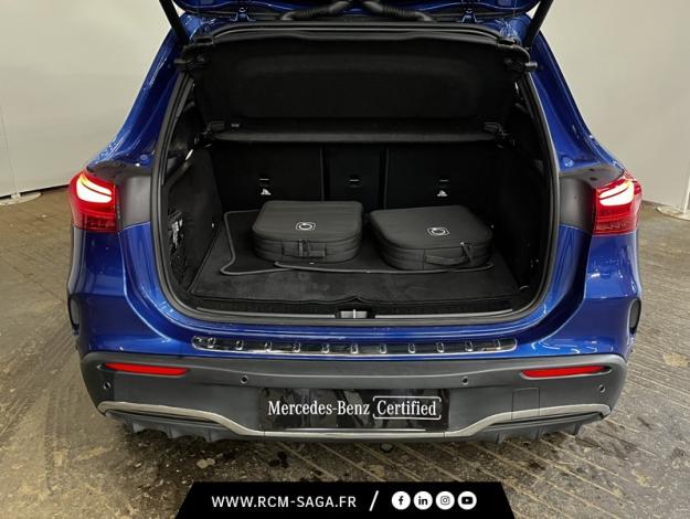 MERCEDES-BENZ EQA 250+ AMG Line  
