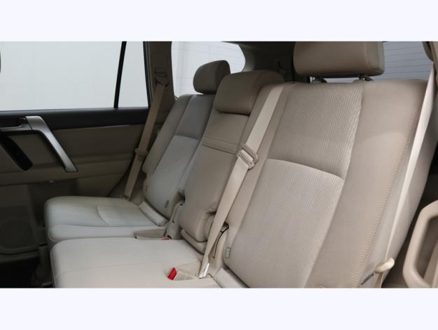 TOYOTA Land Cruiser 177 D-4D Légende 7 places BVM MY20  