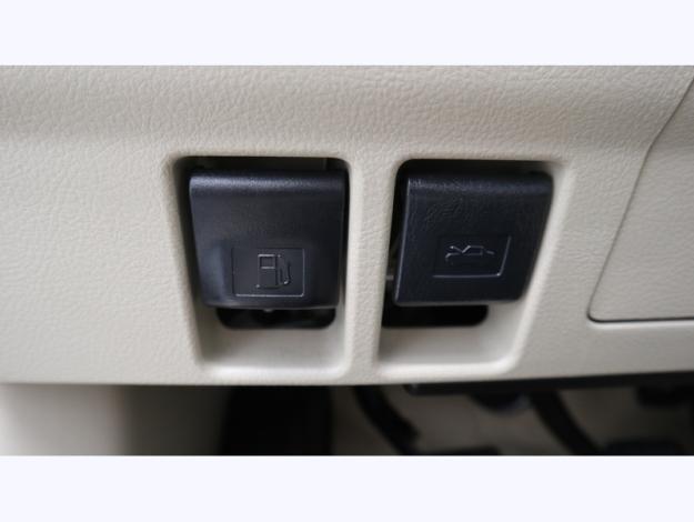 TOYOTA Land Cruiser 177 D-4D Légende 7 places BVM MY20  