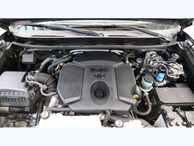 TOYOTA Land Cruiser 177 D-4D Légende 7 places BVM MY20  