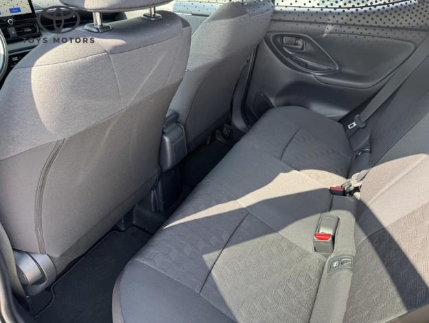 TOYOTA Yaris Hybride Hybride 116h Design  YARIS HYBRIDE 116H DESIGN PACK VD MY25