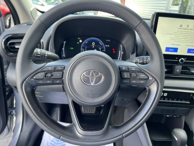 TOYOTA Yaris Hybride Hybride 116h Design  YARIS HYBRIDE 116H DESIGN PACK VD MY25