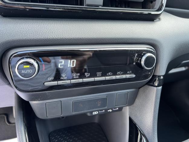 TOYOTA Yaris Hybride Hybride 116h Design  YARIS HYBRIDE 116H DESIGN PACK VD MY25