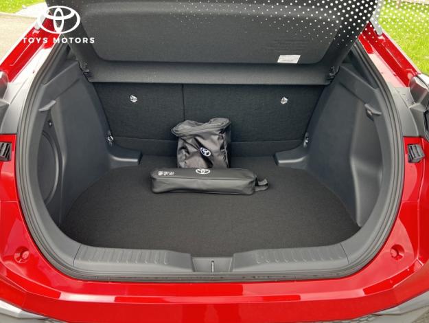 TOYOTA C-HR 1.8 Hybride 140 Collection  C HR HYBRIDE NG HYBRIDE 140 COLLECTION .
