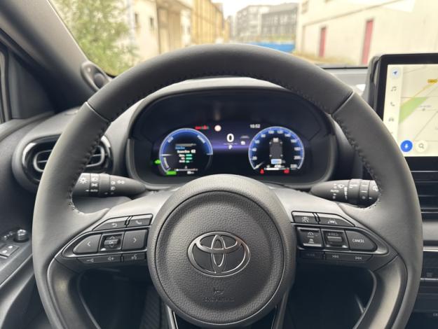 TOYOTA Yaris Hybride Hybride 130h Collection  YARIS HYBRIDE 130H COLLEC TECHNO VD MY25
