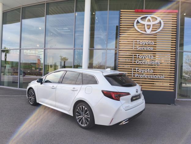 TOYOTA Corolla Touring Sports Hybride 196h Design   