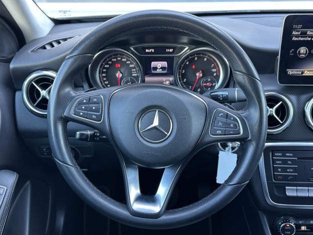 MERCEDES-BENZ GLA 180 Inspiration  