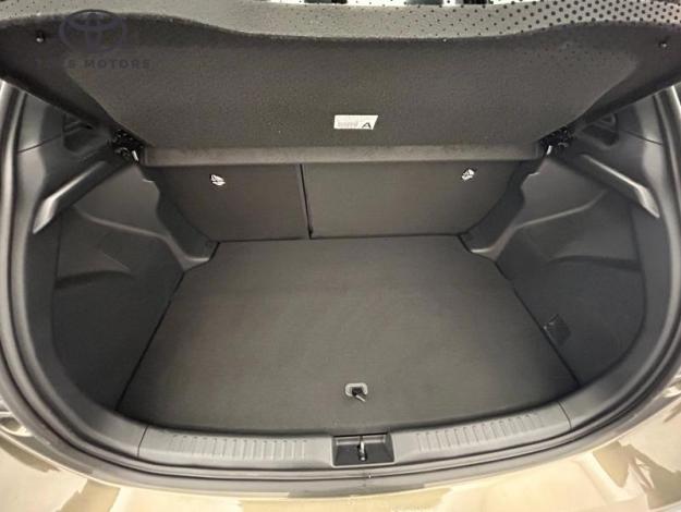 TOYOTA Yaris Hybride Hybride 116h Collection  YARIS HYBRIDE MC24 116H COLLECPANOTECH .