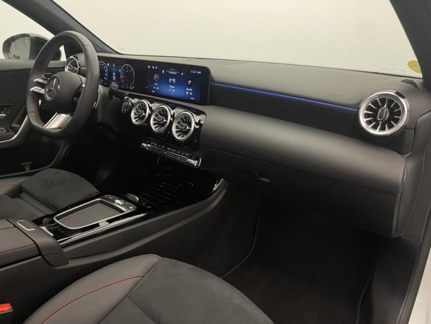 MERCEDES-BENZ Classe A 200 d AMG Line  