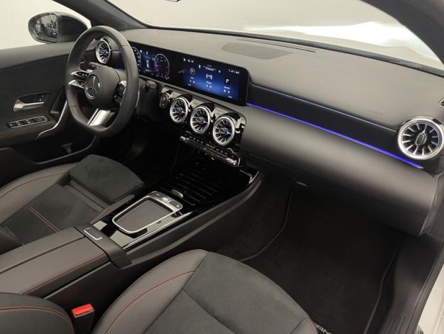 MERCEDES-BENZ Classe A 200 d AMG Line  