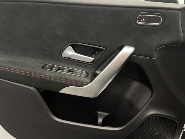 MERCEDES-BENZ Classe A 200 d AMG Line  