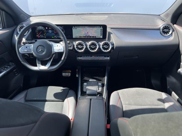 MERCEDES-BENZ EQA 250 AMG Line  