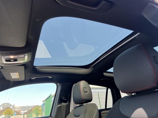 MERCEDES-BENZ EQA 250 AMG Line  