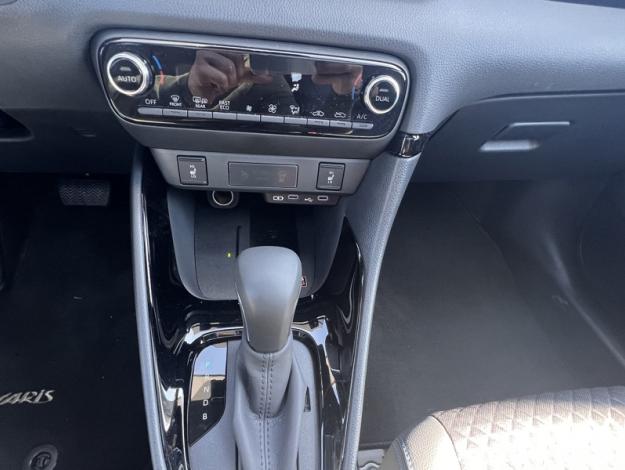 TOYOTA Yaris Hybrid Premiere  1.5 131 ch 
