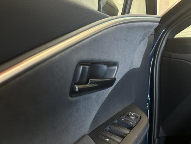 TOYOTA C-HR Hybride Rechargeable 225ch Collection Première  