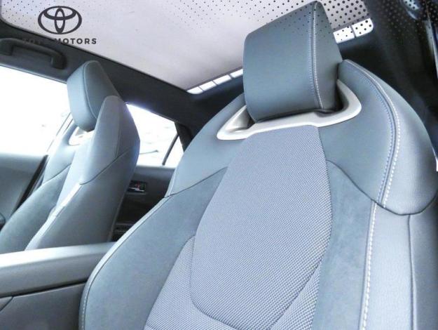 TOYOTA C-HR 2.0 PHEV 225 Collection  