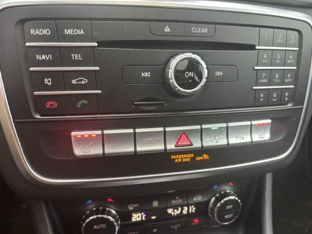 MERCEDES-BENZ GLA 200 Intuition  