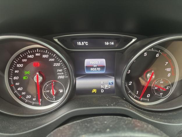 MERCEDES-BENZ GLA 200 Intuition  