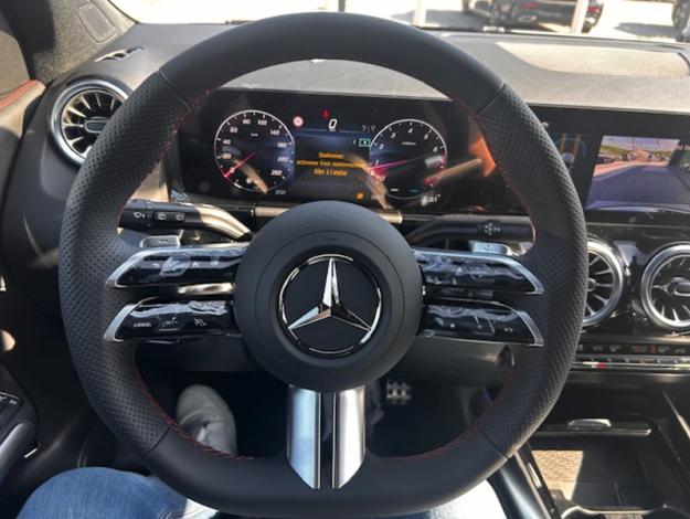 MERCEDES-BENZ GLA 180 Star Edition - SAGA Huy (+32 85 23 69 00) 