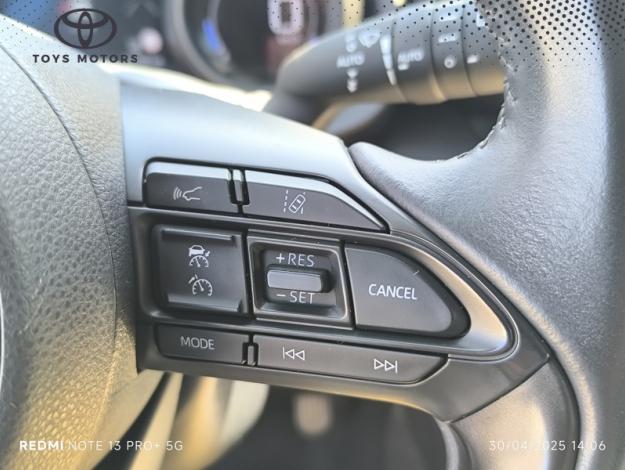 TOYOTA Yaris Hybride 116h Design  