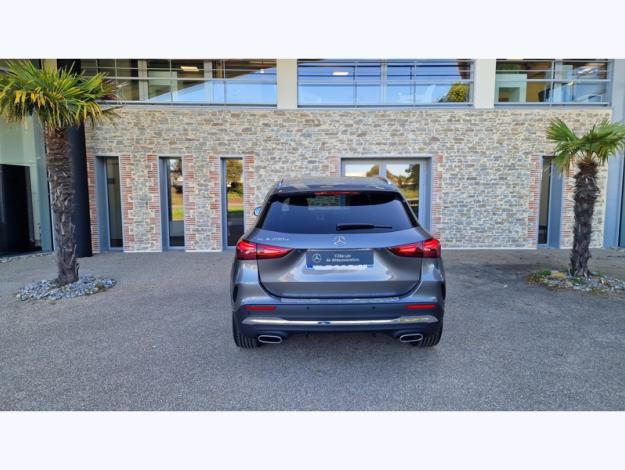 MERCEDES-BENZ GLA 200 d AMG Line  GLA 200 d AMG Line