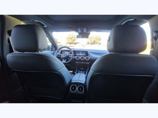 MERCEDES-BENZ GLA 200 d AMG Line  GLA 200 d AMG Line