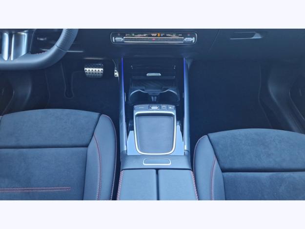 MERCEDES-BENZ GLA 200 d AMG Line  GLA 200 d AMG Line