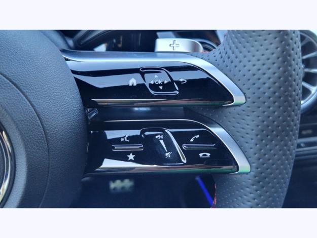 MERCEDES-BENZ GLA 200 d AMG Line  GLA 200 d AMG Line