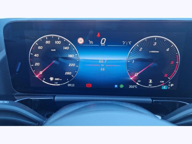 MERCEDES-BENZ GLA 200 d AMG Line  GLA 200 d AMG Line