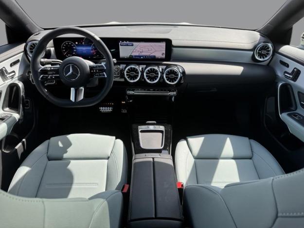 MERCEDES-BENZ CLA Coupé CLA 180 Coupé AMG Line 