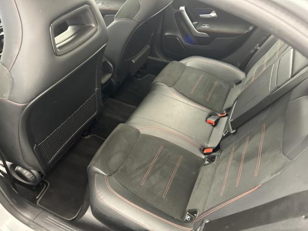 MERCEDES-BENZ Classe A 180 AMG Line  