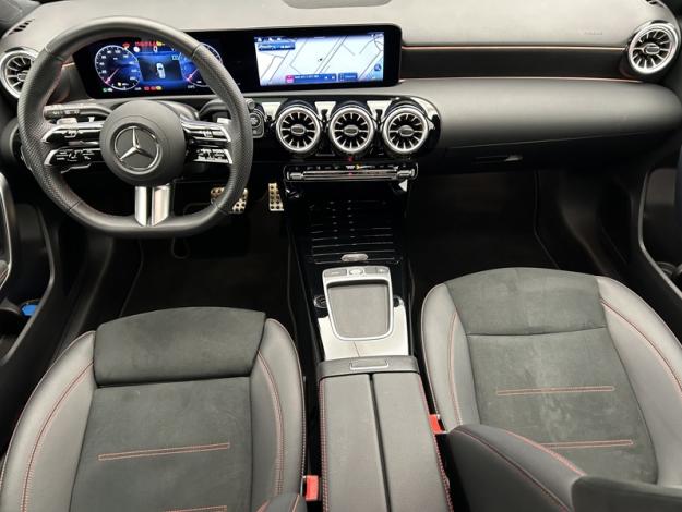 MERCEDES-BENZ Classe A 180 AMG Line  