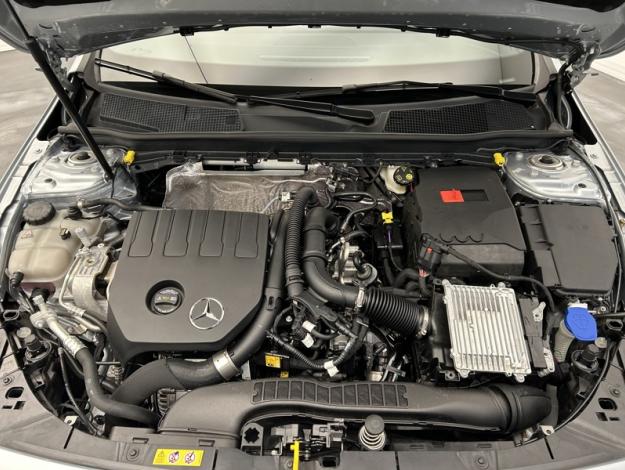 MERCEDES-BENZ Classe A 180 AMG Line  