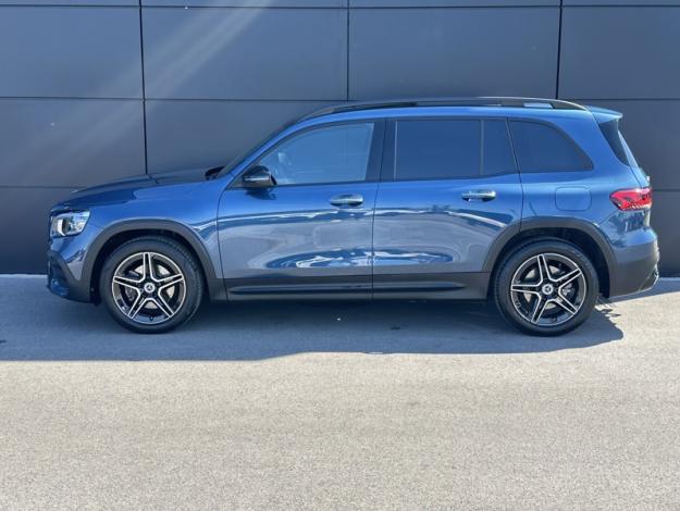 MERCEDES-BENZ GLB 200 d AMG Line  