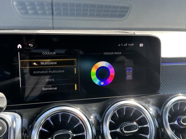 MERCEDES-BENZ GLB 200 d AMG Line  