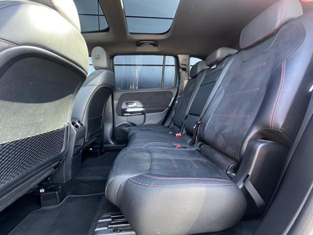 MERCEDES-BENZ GLB 200 d AMG Line  