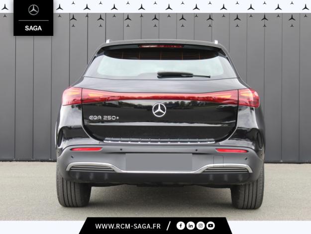 MERCEDES-BENZ EQA 250+ AMG Line  