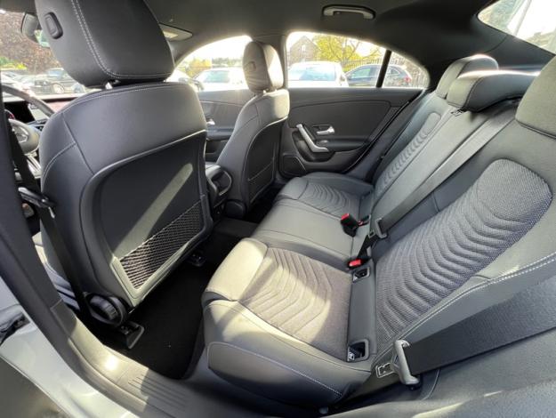 MERCEDES-BENZ CLA 180 d business Coupé - SAGA Huy (+32 85 23 69 00) 
