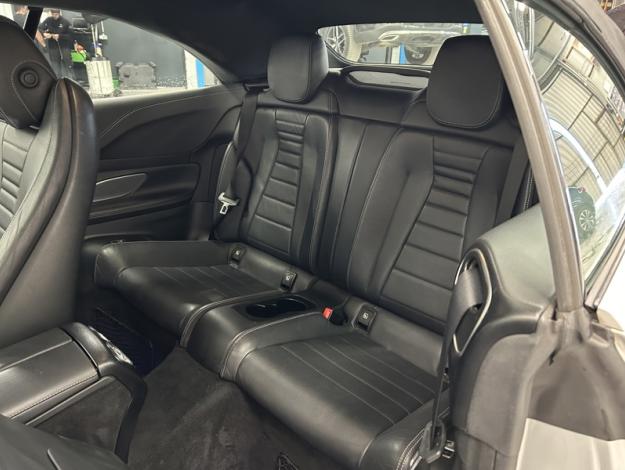 MERCEDES-BENZ Classe E 220d Cabriolet AMG line  
