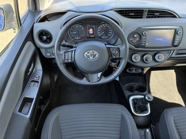 TOYOTA Yaris 70 VVT-i Ultimate  