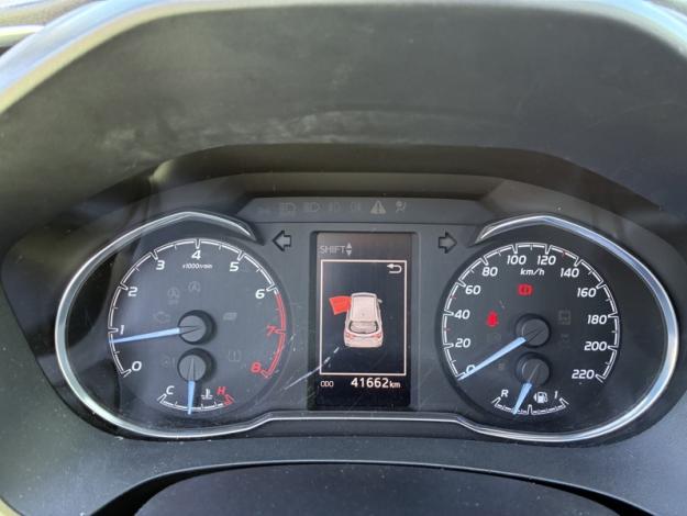 TOYOTA Yaris 70 VVT-i Ultimate  