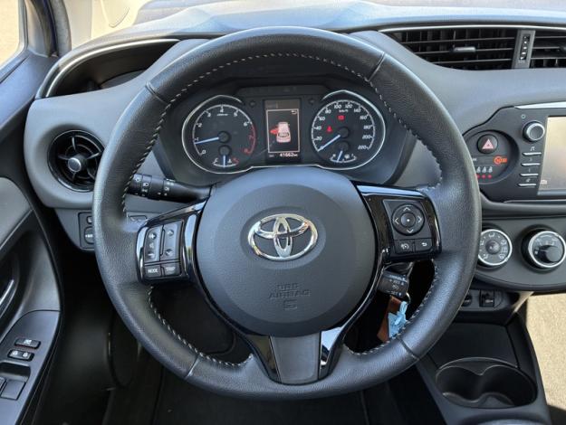 TOYOTA Yaris 70 VVT-i Ultimate  