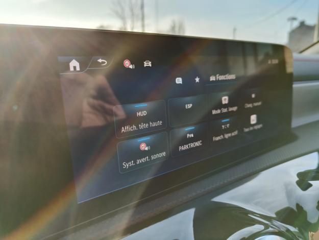 MERCEDES-BENZ CLA 180 Star Edition Shooting Brake - SAGA Huy (+32 85 23 69 00) 