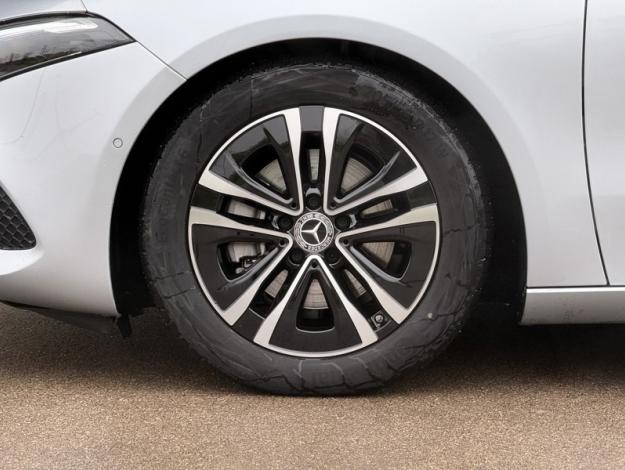 MERCEDES-BENZ Classe A 180 d Progressive Line  Classe A 180 d Progressive Line