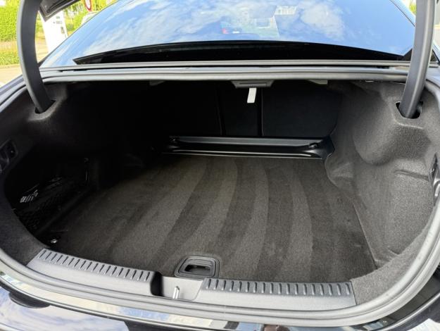 MERCEDES-BENZ E-Klasse E 220 d berline