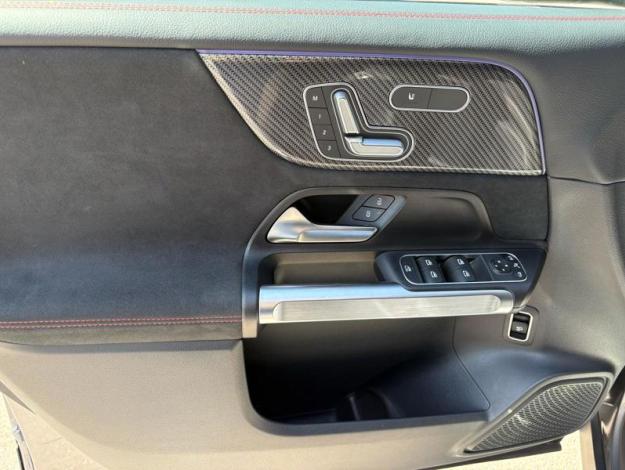 MERCEDES-BENZ GLB 180 d AMG Pack Night Sièges Electriques  
